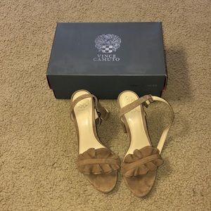 Vine camuto 3inch heels